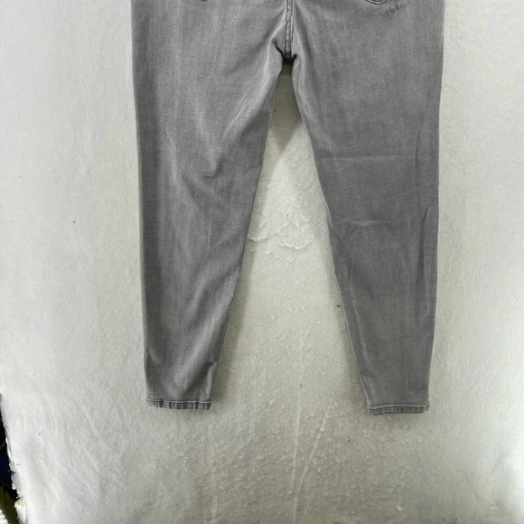 Forever 21 Jeans Women's Sz 30 Gray Regular Fit Skinny High-Rise Denim - Picture 9 of 11